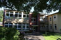 Hoisdorf Schule und Gemeindebüro © Amt Siek